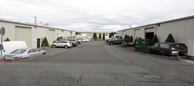 Plus de détails pour 2233 NE 244th Ave, Troutdale, OR - Industriel à louer