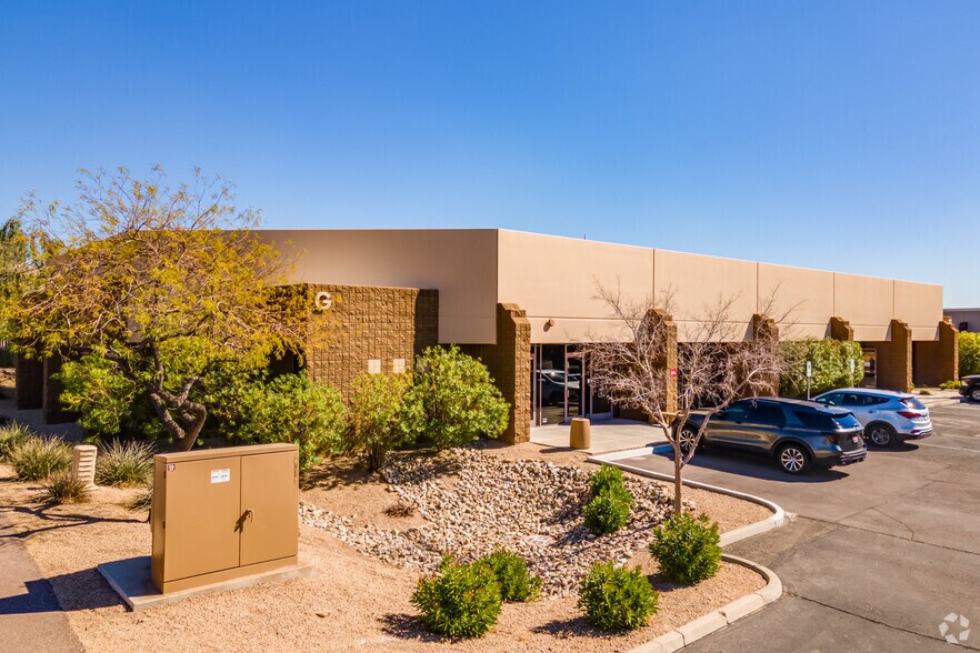 17235 N 75th Ave, Glendale, AZ à vendre - Photo du bâtiment - Image 2 de 5