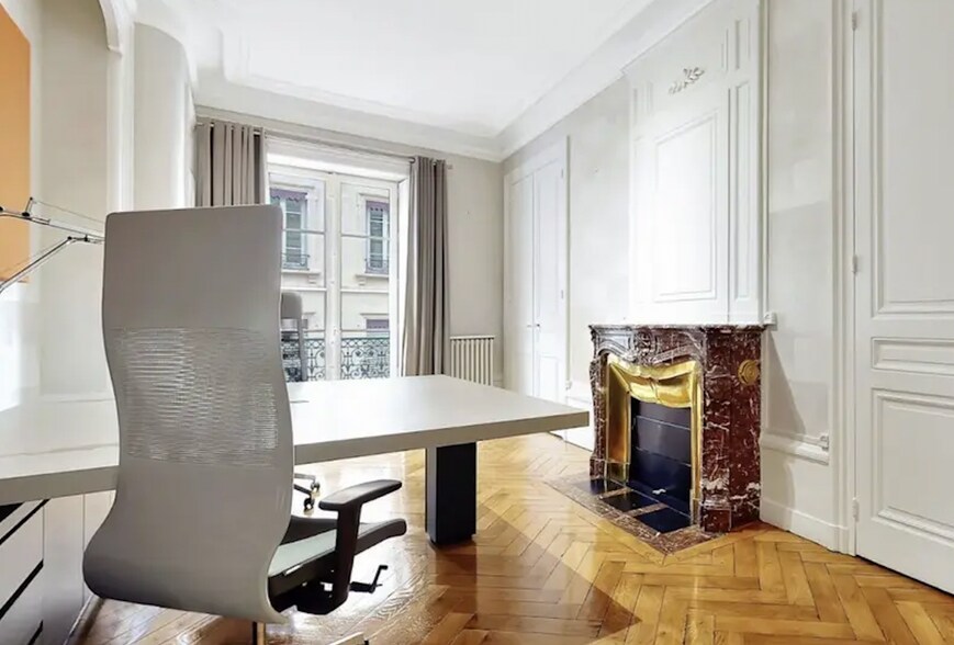 36 Rue Godot De Mauroy, Paris à louer - Photo du bâtiment - Image 1 de 5