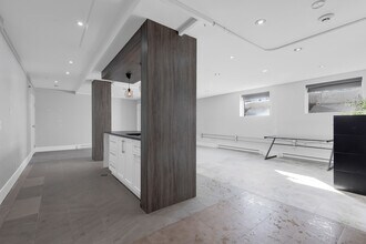 388 Rue Blainville E, Sainte-Thérèse, QC for lease Building Photo- Image 1 of 13