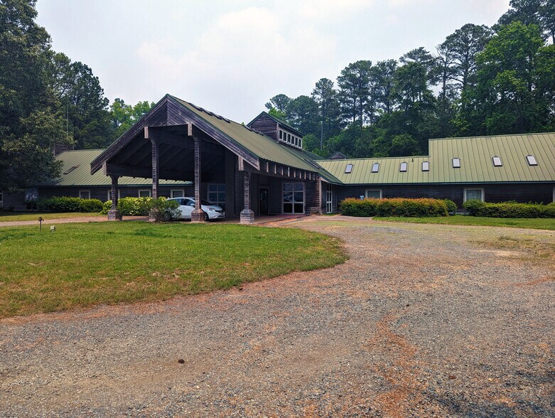 18321 Parkway, Melfa, VA à vendre - Photo du bâtiment - Image 3 de 12