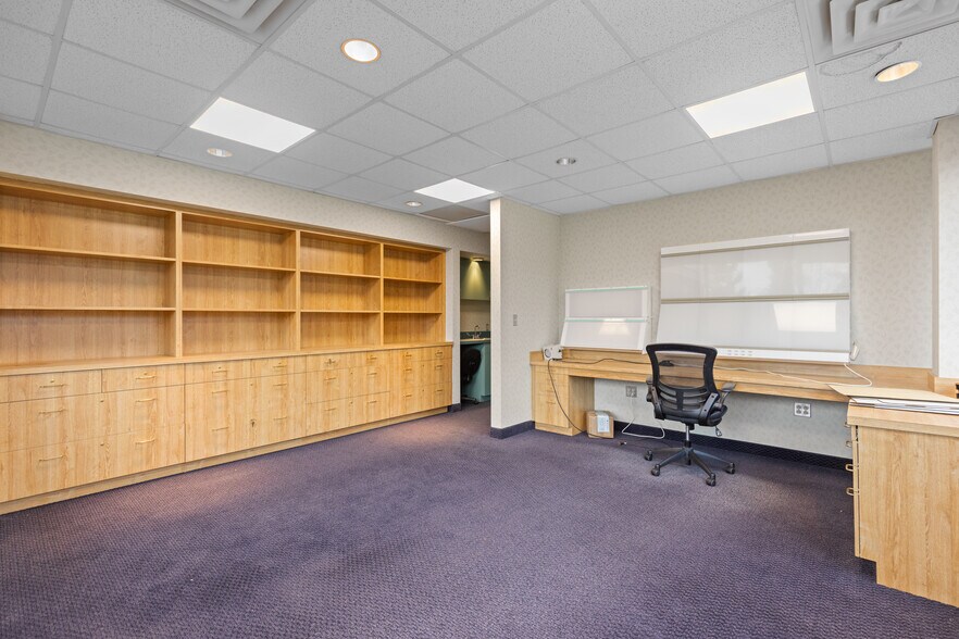 1201 Mount Kemble Ave, Morristown, NJ for lease - Building Photo - Image 2 of 46