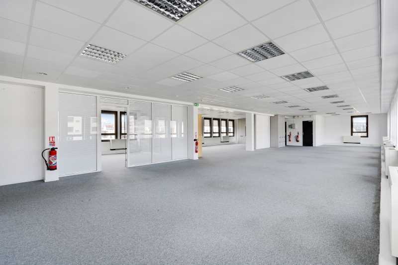 37 Rue De Neuilly, Clichy for lease - Building Photo - Image 2 of 9