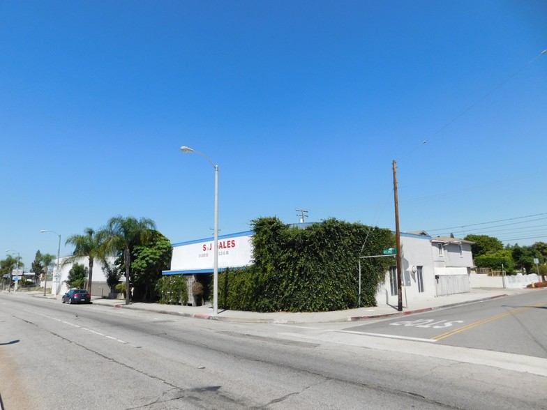 2101 S Atlantic Blvd, Commerce, CA for sale - Building Photo - Image 1 of 1