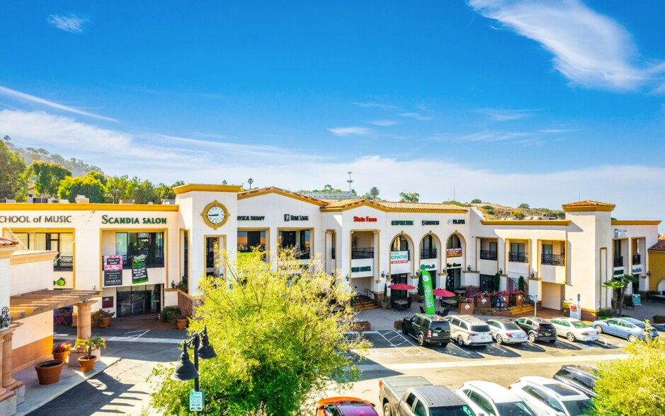 31098-31246 Palos Verdes Dr W, Rancho Palos Verdes, CA for lease - Building Photo - Image 2 of 8