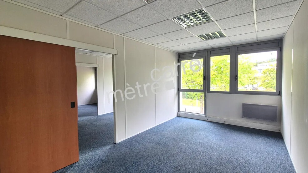 Bureau dans Saint-Herblain à vendre - Photo du bâtiment - Image 1 de 10