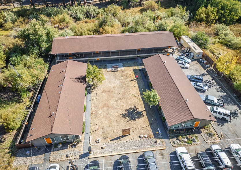 3715 Blackwood Rd, South Lake Tahoe, CA for sale - Building Photo - Image 3 of 9