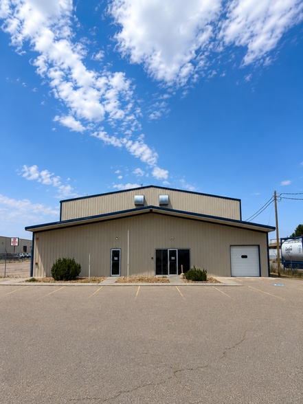 1088 N Robertson Rd, Casper, WY for sale - Building Photo - Image 2 of 22