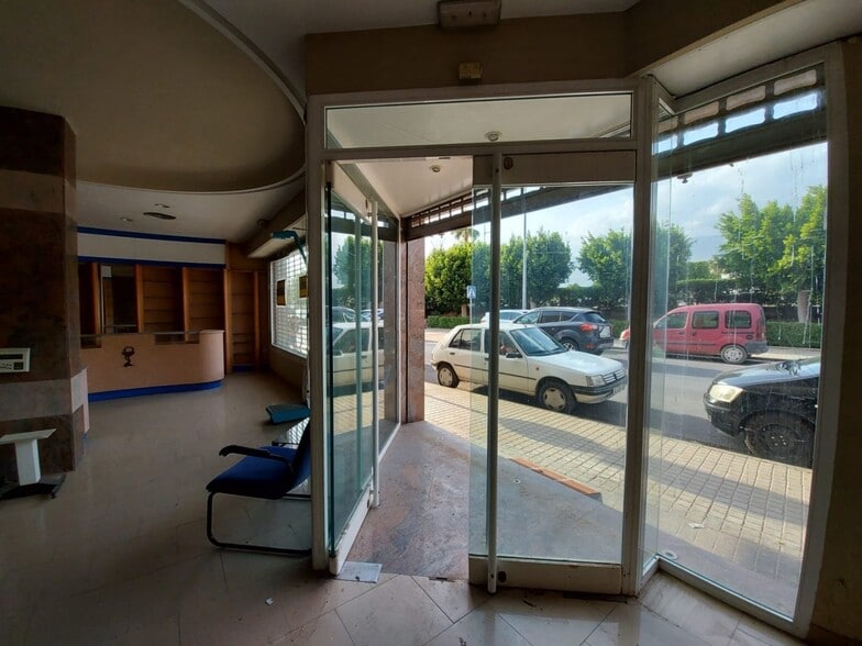 Retail in El Ejido, Almería for sale - Building Photo - Image 2 of 11