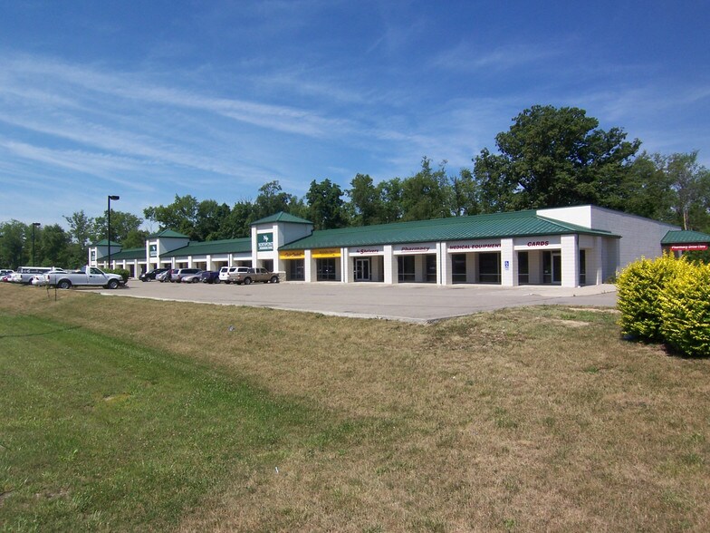 3921-3949 Northpointe Dr, Zanesville, OH à louer - Photo du bâtiment - Image 2 de 7