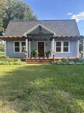 803 Austin St, Richmond, TX à louer Photo du bâtiment- Image 1 de 19