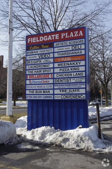 3425 Fieldgate Dr, Mississauga, ON à vendre - Photo du bâtiment - Image 2 de 3