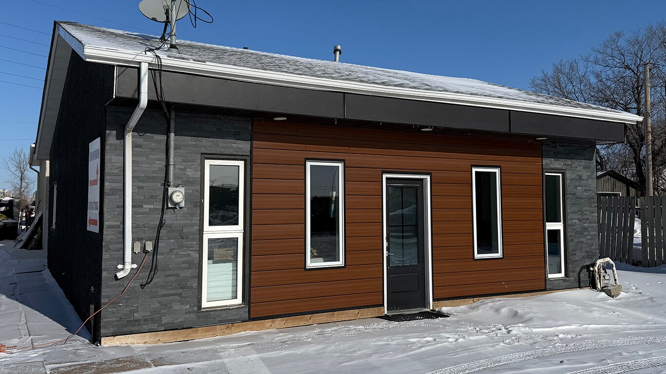 833 Dugald Rd, Winnipeg, MB à vendre Photo principale- Image 1 de 1