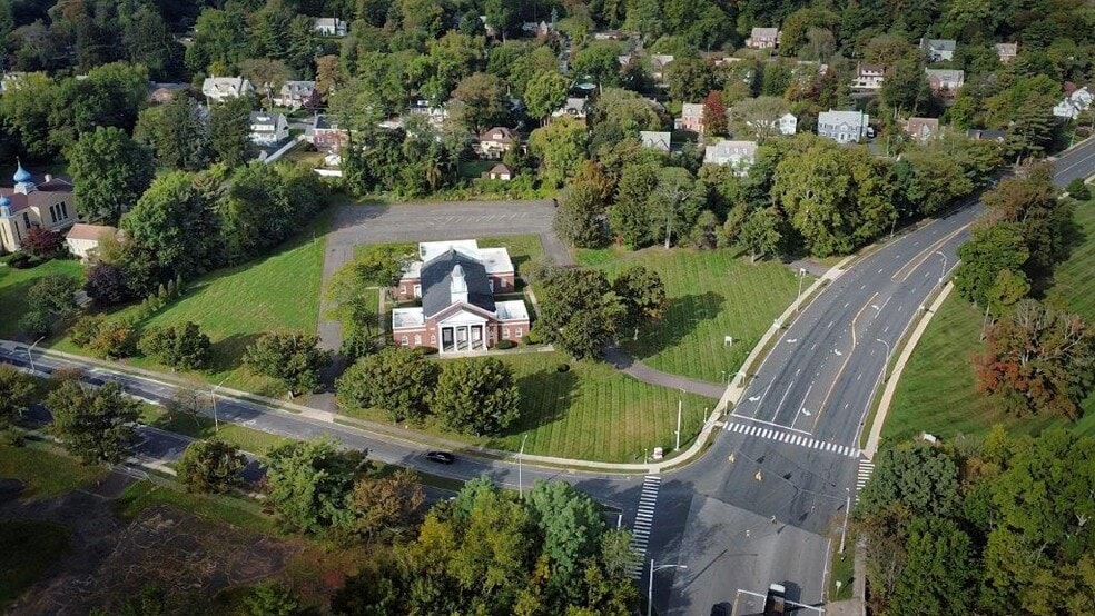 235 Scarborough St, Hartford, CT à vendre - Photo du bâtiment - Image 3 de 19