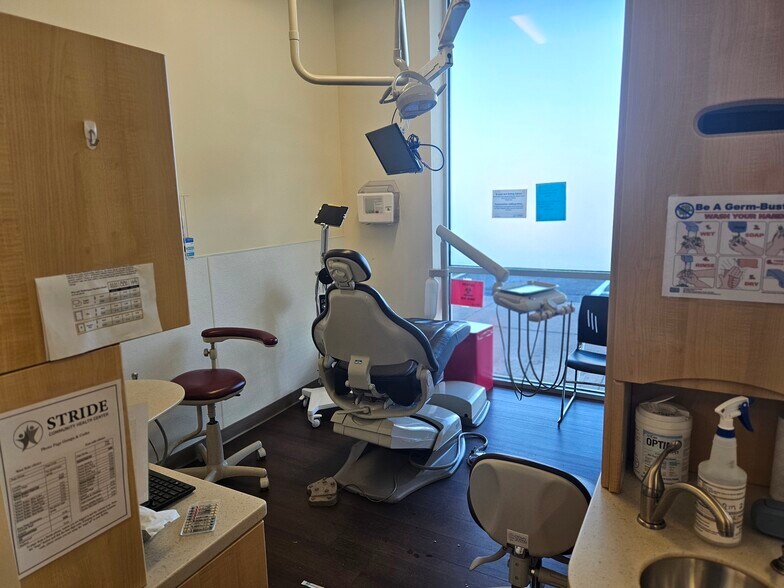 10690 Del Mar Pky, Aurora, CO for lease - Interior Photo - Image 2 of 57