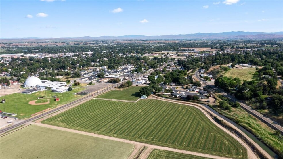 1610 6th Ave S, Payette, ID for sale - Building Photo - Image 3 of 15