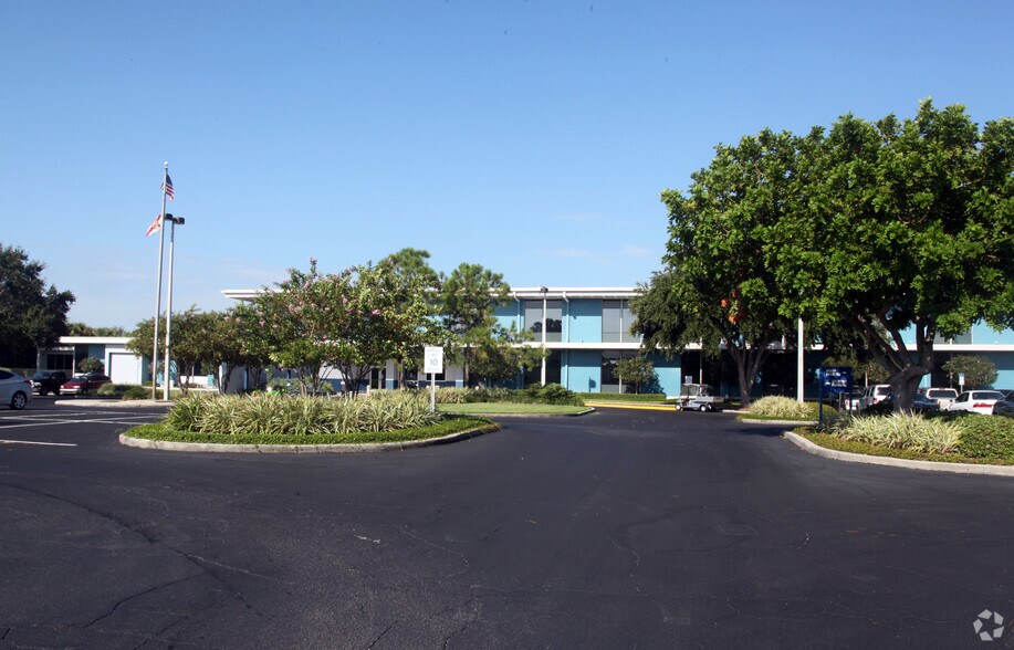 3200 S 34th St, Saint Petersburg, FL à vendre - Photo du bâtiment - Image 2 de 7