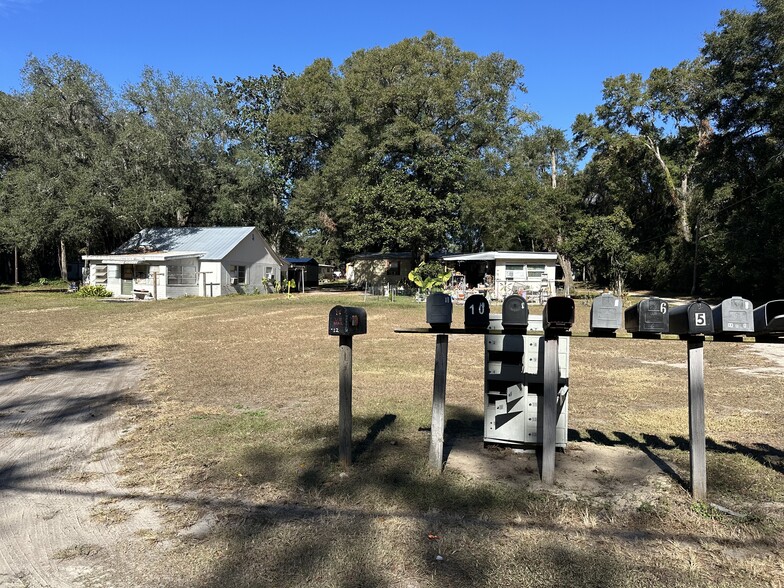 7739 E Watson St, Inverness, FL for sale - Primary Photo - Image 1 of 9