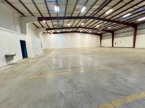 921 Piner Rd, Santa Rosa, CA for lease Interior Photo- Image 2 of 6