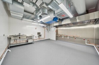 Mount Pleasant, Wembley for lease Interior Photo- Image 2 of 3