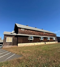 47-50 Plantation Rd, Broad Brook, CT à louer Photo intérieure- Image 2 de 10