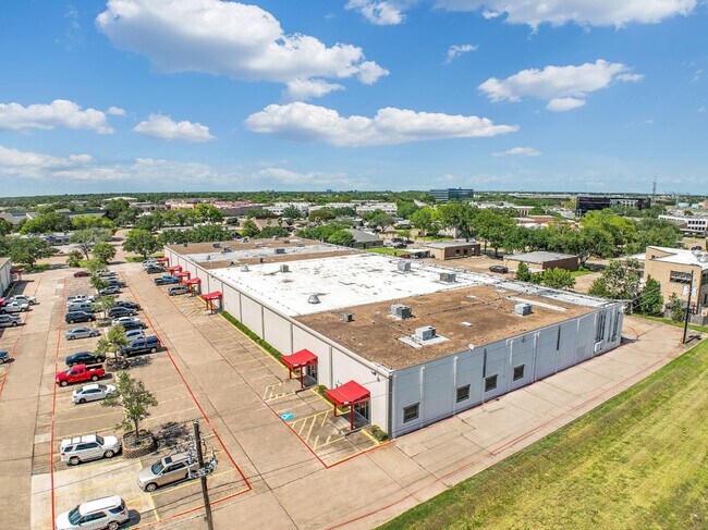 Plus de détails pour 902-910 Gemini, Houston, TX - Local d'activités à louer