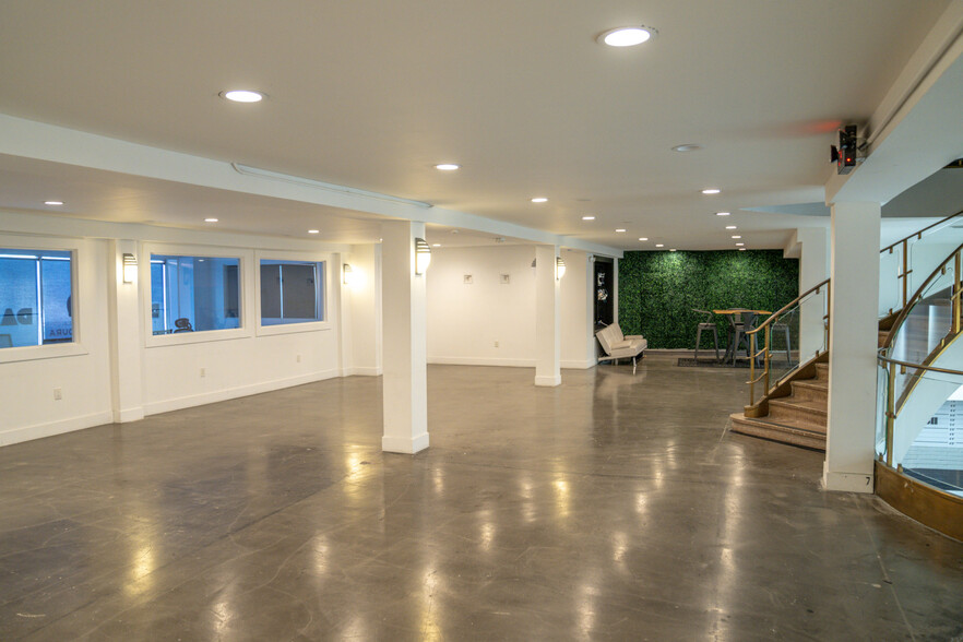 6363 Hollywood Blvd, Los Angeles, CA for lease - Interior Photo - Image 3 of 11