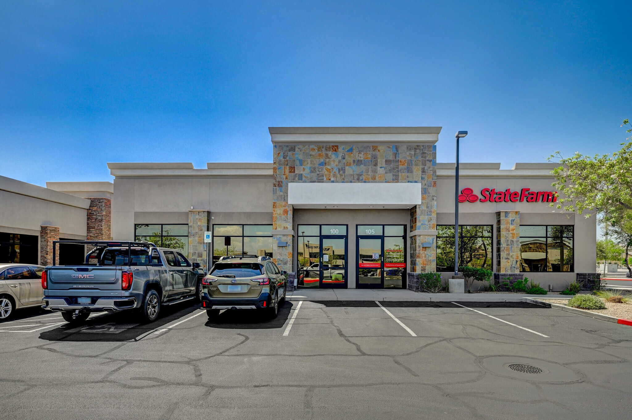 6088 S Durango Dr, Las Vegas, NV à vendre Photo du bâtiment- Image 1 de 1