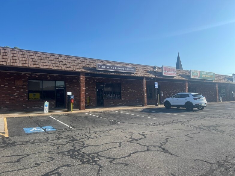 25 E Pike St, Canonsburg, PA for lease - Building Photo - Image 2 of 10