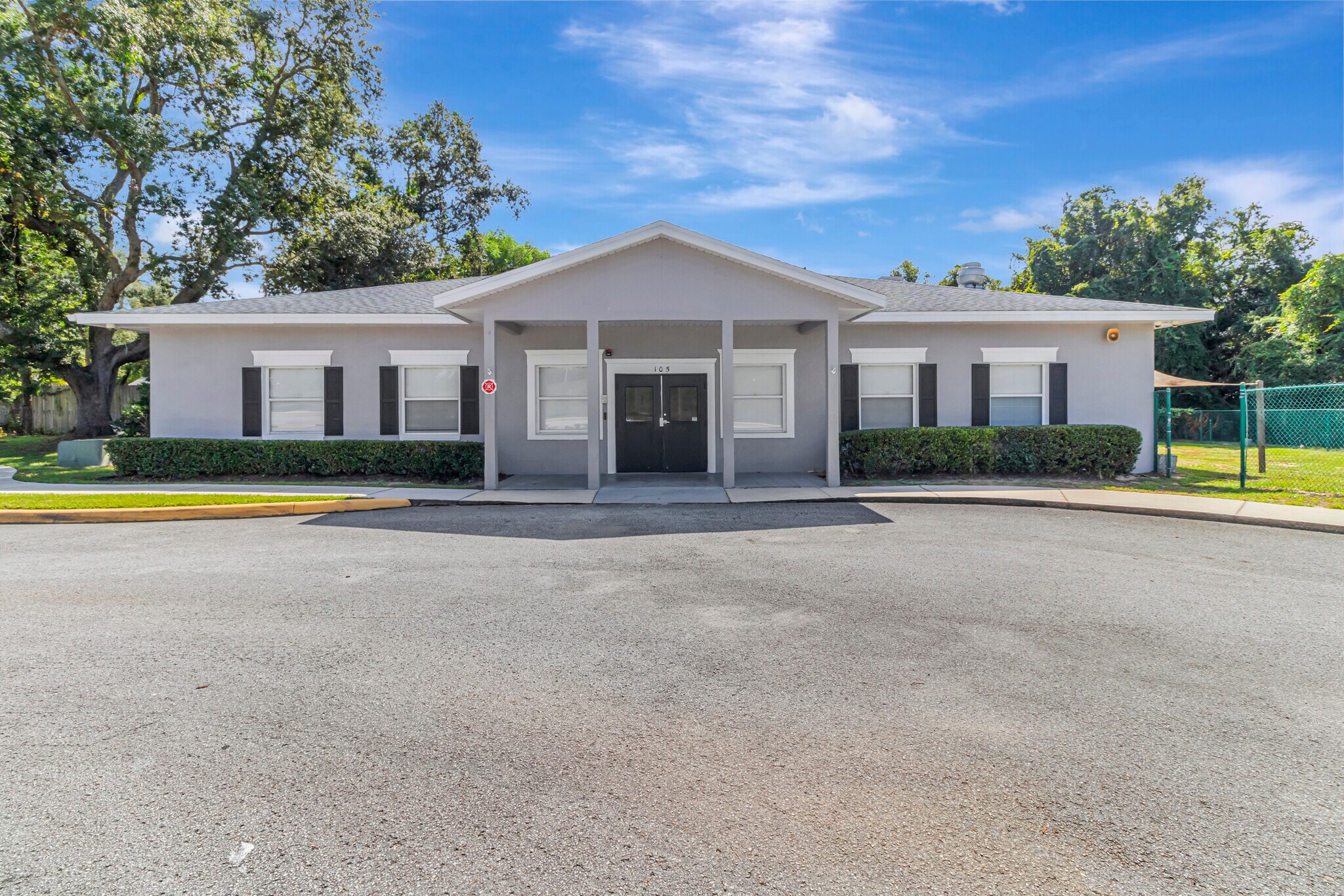 105 Baker St, Minneola, FL à vendre Photo du bâtiment- Image 1 de 2