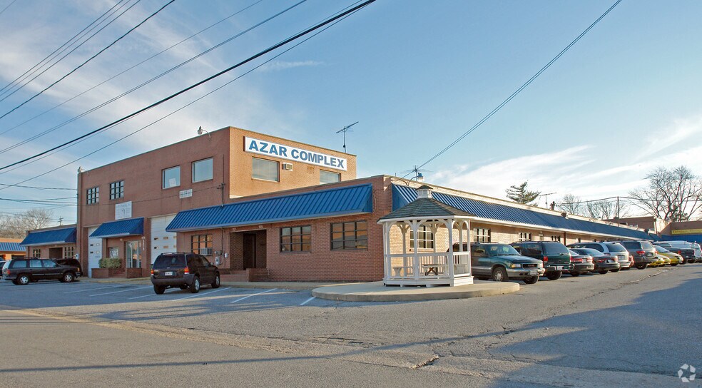 115-119 Roesler Rd, Glen Burnie, MD à louer - Photo du bâtiment - Image 1 de 11