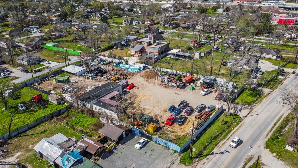 4106 Laura Koppe Rd, Houston, TX à vendre - Photo du bâtiment - Image 2 de 15