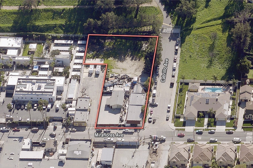 825 Miraflores Ave, San Pedro, CA à vendre - Aérien - Image 3 de 3