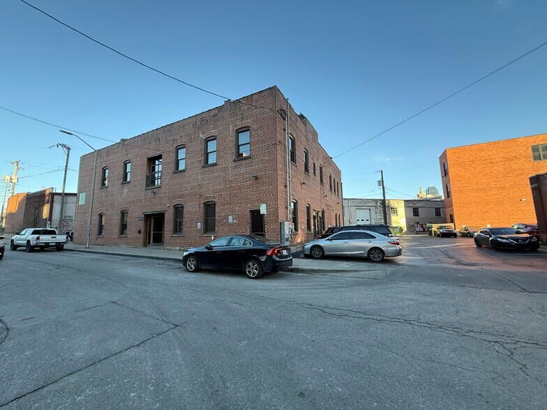 214 W 21st St, Kansas City, MO for lease - Building Photo - Image 3 of 22