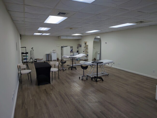Plus de détails pour 11240-11242 N 19th Ave, Phoenix, AZ - Bureau/Médical à louer