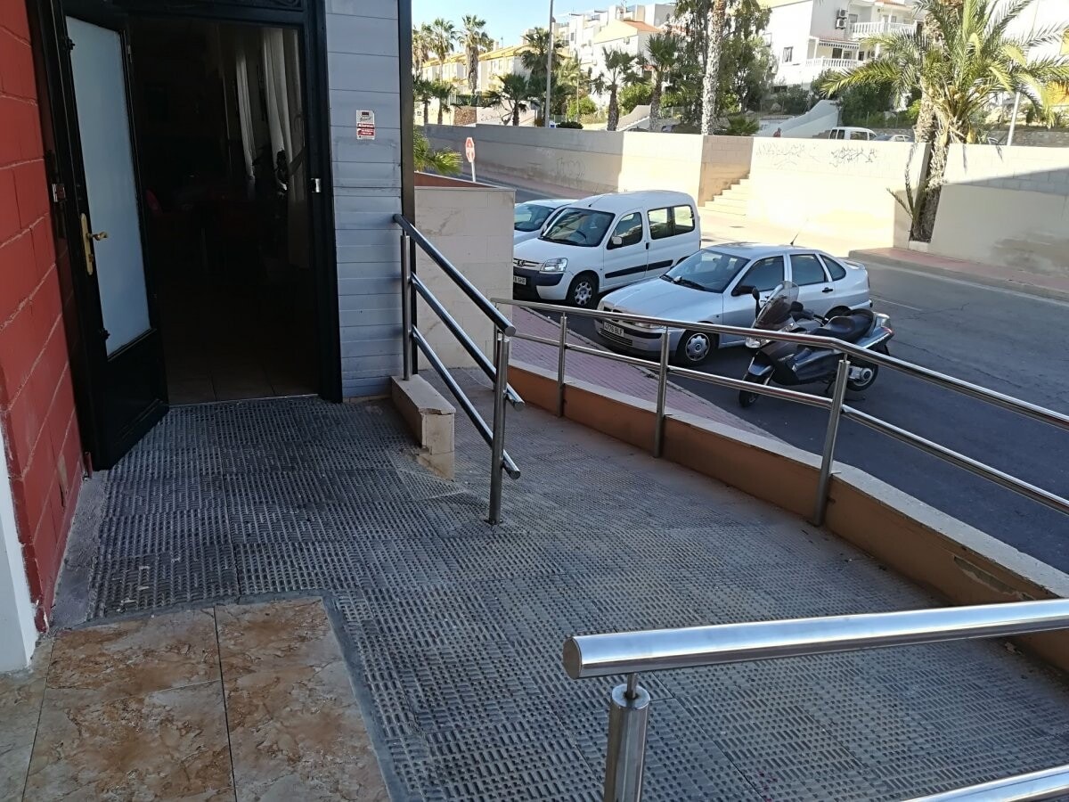 Torrevieja, ALI 03188 - Unit - -  - Interior Photo - Image 1 of 16