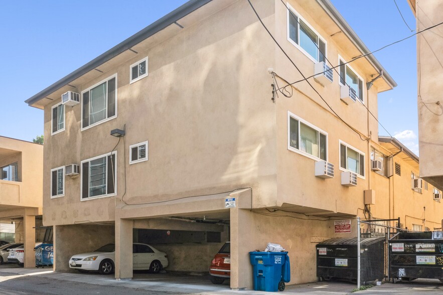 8443 Blackburn Ave, Los Angeles, CA for sale - Building Photo - Image 3 of 20