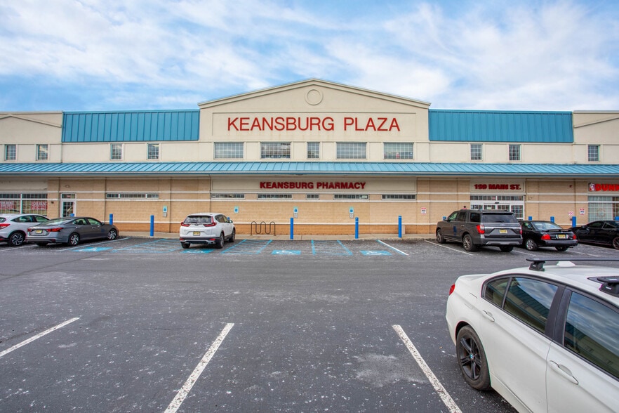 199-201 Main St, Keansburg, NJ for lease - Building Photo - Image 2 of 23