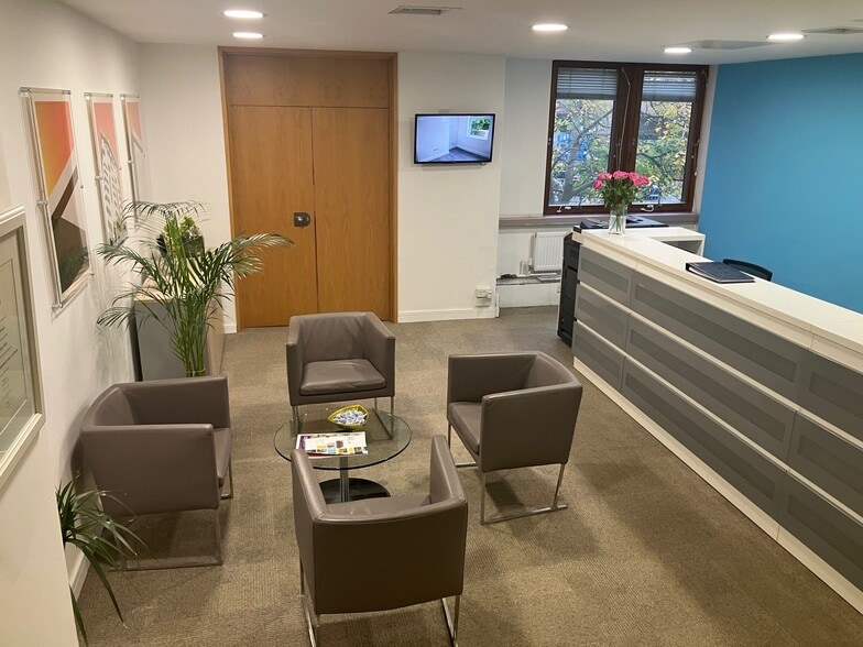 Ashley Ave, Epsom à louer - Photo intérieure - Image 3 de 9