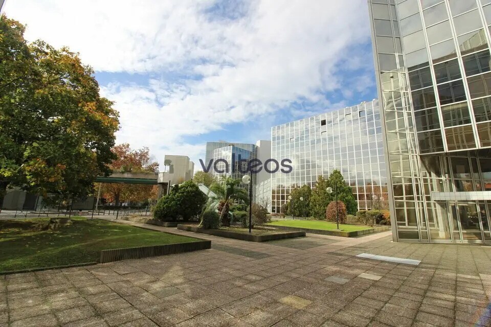Office in Toulouse for lease Building Photo- Image 1 of 13