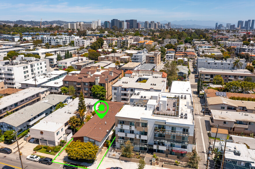 1440 S Barrington Ave, Los Angeles, CA à vendre - Aérien - Image 2 de 12