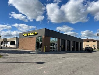 Plus de détails pour N88 W15176 Main St, Menomonee Falls, WI - Commerce de détail à vendre