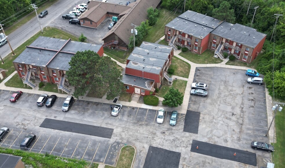 4822 Hyde Park Blvd, Niagara Falls, NY à vendre - Photo du bâtiment - Image 2 de 19