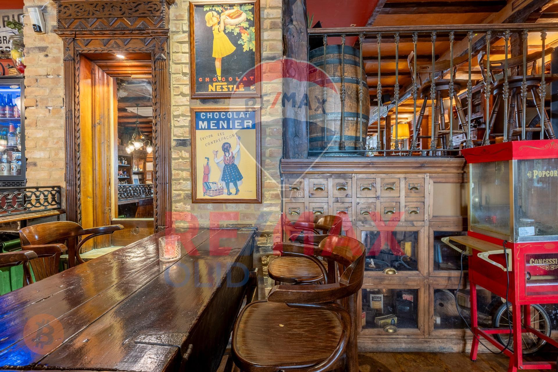 Commerce de détail dans Valladolid, Valladolid à louer Photo du bâtiment- Image 1 de 142