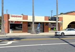 321 C street, Oxnard, CA for lease Building Photo- Image 1 of 7
