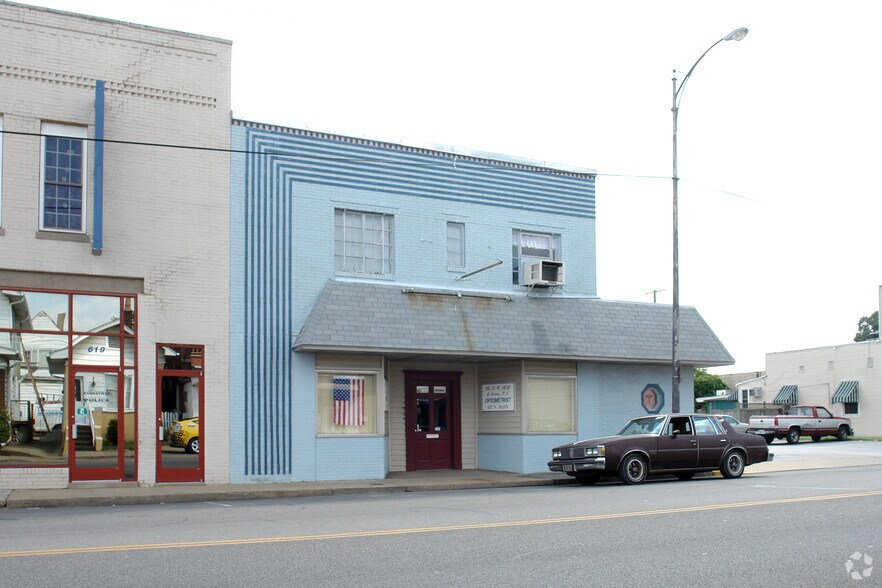 617 N Main St, Evansville, IN à vendre - Photo du bâtiment - Image 2 de 2