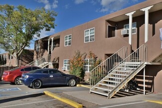 Plus de détails pour 3226 Rufina St, Santa Fe, NM - Multi-résidentiel à vendre