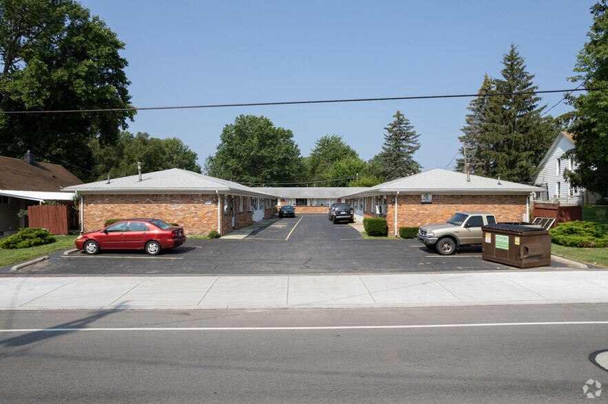 5521 Douglas Rd, Toledo, OH à vendre - Photo principale - Image 1 de 1