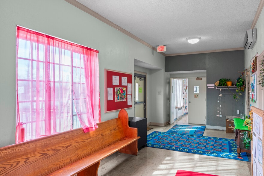 4347 Arlington Blvd, Arlington, VA for sale - Building Photo - Image 3 of 13