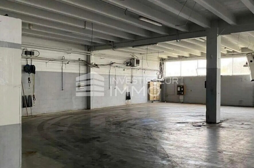 Retail in Aulnay-sous-Bois for lease - Interior Photo - Image 2 of 6